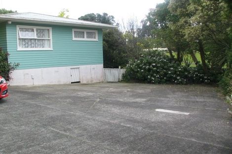 Photo of property in 28 Rosalind Road, Glenfield, Auckland, 0629