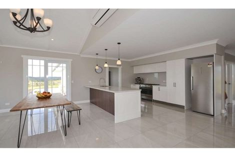 Photo of property in 4 Fernbird Grove, Kerikeri, 0294