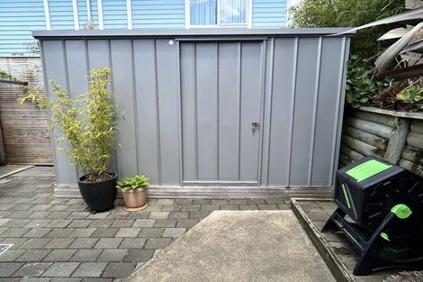 Photo of property in 185 Tutere Street, Waikanae Beach, Waikanae, 5036