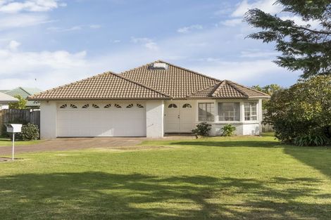 Photo of property in 26 Palmcrest Grove, Highland Park, Auckland, 2010