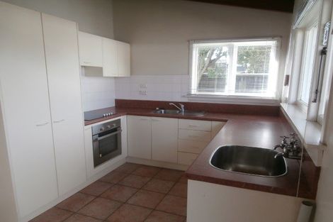 Photo of property in 235 Memorial Avenue, Burnside, Christchurch, 8053