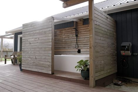 Photo of property in 46b Lees Grove, Wainuiomata, Lower Hutt, 5014