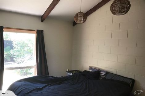 Photo of property in 14 Raekura Place, Redcliffs, Christchurch, 8081