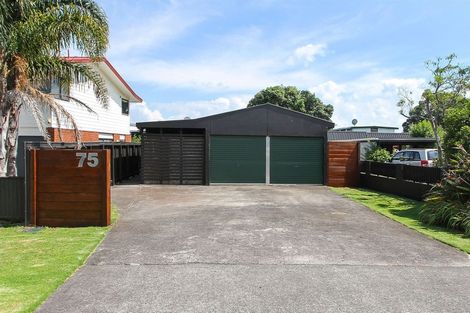 Photo of property in 75a Torkar Road, Clarks Beach, 2122