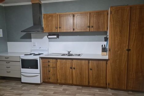 Photo of property in 38 Avenue Road, West End, Timaru, 7910