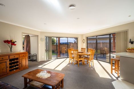 Photo of property in 58e Gilbert Street, New Plymouth, 4310