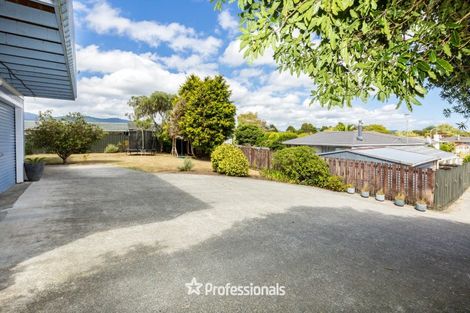 Photo of property in 19 Haylock Grove, Totara Park, Upper Hutt, 5018