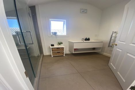 Photo of property in 17 Dedwood Terrace, Saint Marys Bay, Auckland, 1011