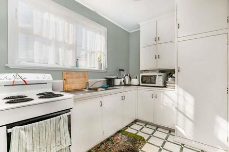 Photo of property in 2/23 Wyllie Road, Papatoetoe, Auckland, 2025