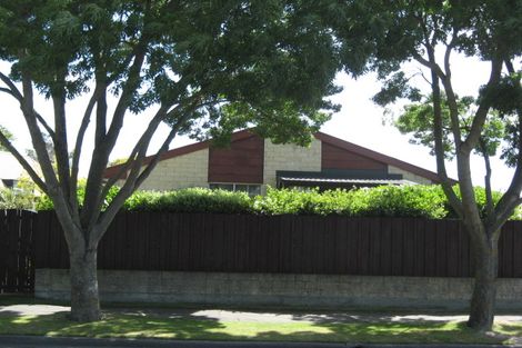 Photo of property in 2/23 Wyatt Place, Russley, Christchurch, 8042