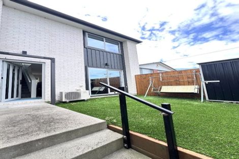 Photo of property in 3/24 Kelwyn Road, Kelston, Auckland, 0602