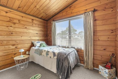 Photo of property in 11 Hamua Place, Waitara, 4320