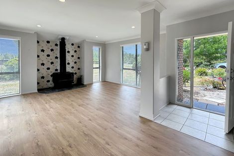 Photo of property in 155 Loburn Whiterock Road, Loburn, Rangiora, 7472