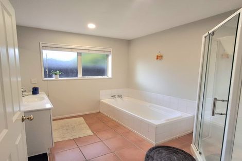 Photo of property in 28 West Belt, Lincoln, 7608