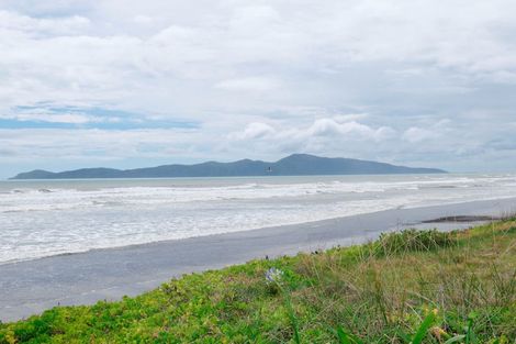 Photo of property in 52 The Esplanade, Raumati South, Paraparaumu, 5032