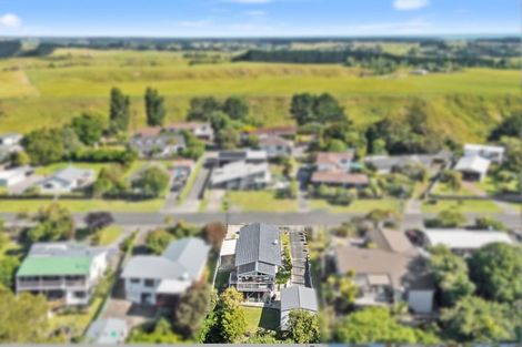 Photo of property in 16 Burtts Road, Durie Hill, Whanganui, 4500