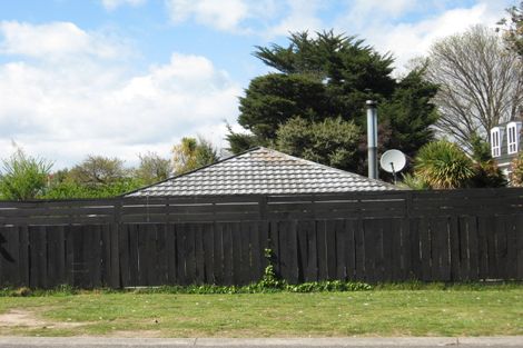 Photo of property in 35 Te Hatepe Avenue, Taupo, 3330