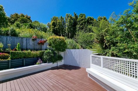 Photo of property in 92 Braemar Road, Castor Bay, Auckland, 0620