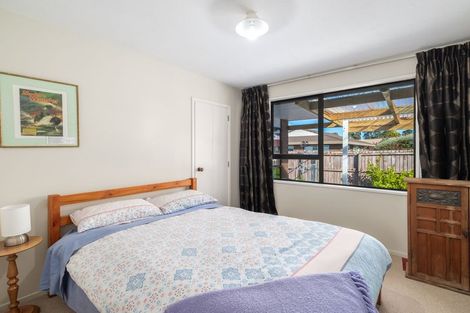 Photo of property in 10 Glenbyre Place, Bromley, Christchurch, 8062