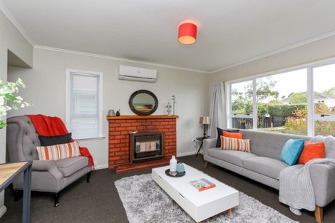 Photo of property in 21 Walsh Road, Westown, New Plymouth, 4310