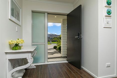 Photo of property in 3 Turpin Road, Riverhead, 0820