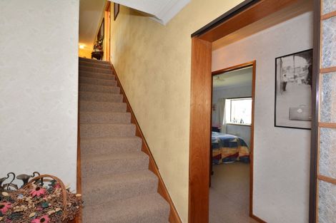 Photo of property in 27 Bayne Terrace, Macandrew Bay, Dunedin, 9014