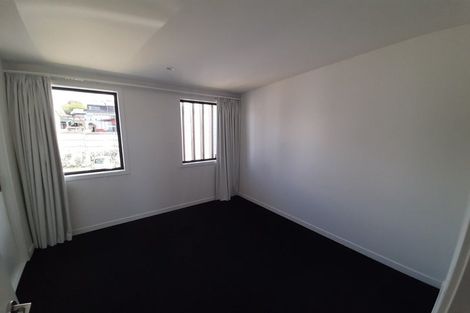 Photo of property in 4/50 Ocean View Road, Northcote, Auckland, 0627