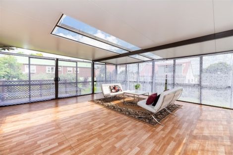 Photo of property in 71 Miro Street, New Lynn, Auckland, 0600