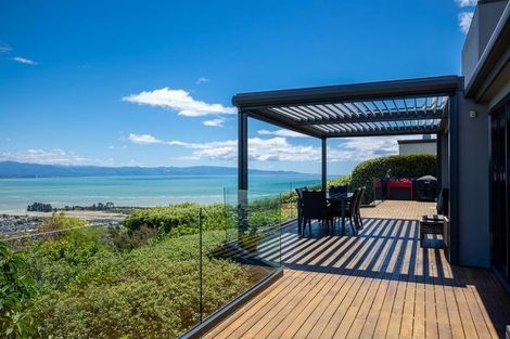 Photo of property in 350 Princes Drive, Britannia Heights, Nelson, 7010