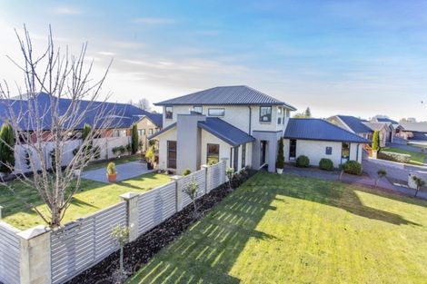 Photo of property in 1 Hawthorn Mews, Rangiora, 7400