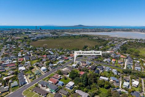 Photo of property in 1/33 Exmouth Road, Northcote, Auckland, 0627