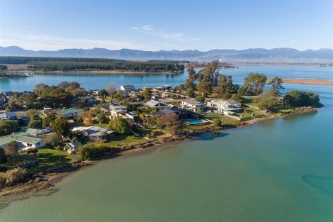 Photo of property in 42 Tahi Street, Mapua, 7005