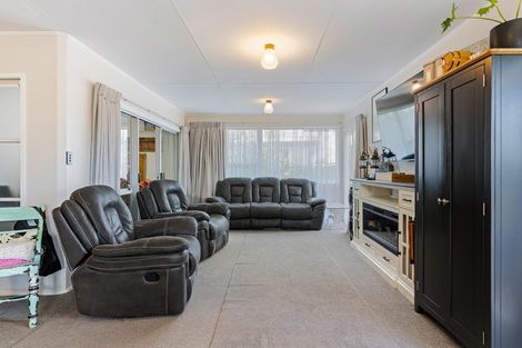Photo of property in 229 Chartwell Avenue, Whangamata, 3620