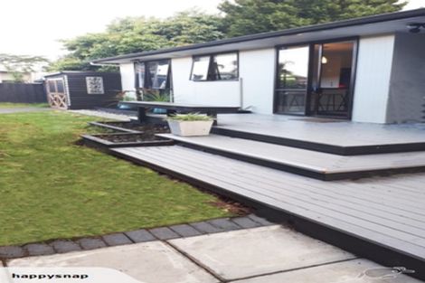 Photo of property in 1/9 Fathom Place, Te Atatu Peninsula, Auckland, 0610