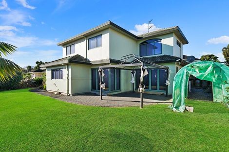 Photo of property in 57a Redoubt Road, Goodwood Heights, Auckland, 2105