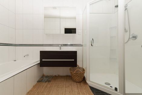 Photo of property in 74 Oakway Drive, Schnapper Rock, Auckland, 0632