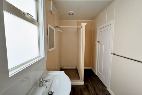 Photo of property in 16 Ada Street, Hokowhitu, Palmerston North, 4410