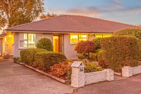 Photo of property in 3a Farnham Place, Ilam, Christchurch, 8041