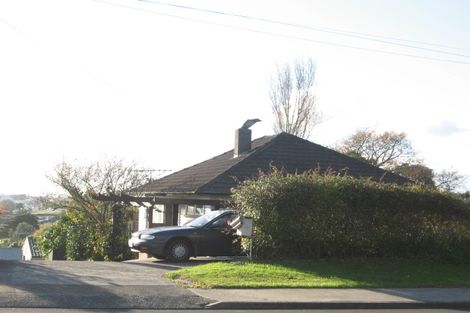 Photo of property in 16 Orams Road, Hillpark, Auckland, 2102