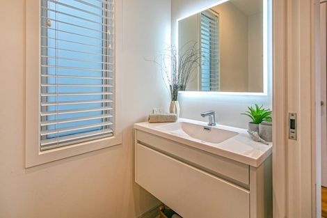 Photo of property in 7 Capstan Crescent, Whitianga, 3510