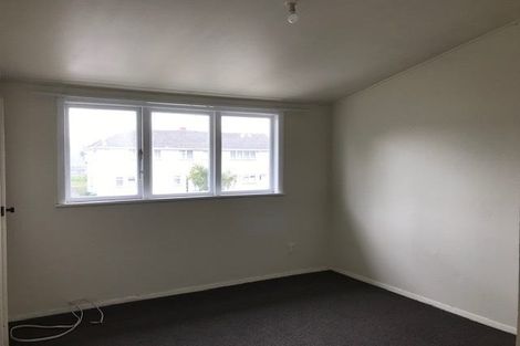 Photo of property in 27-33 Cheshire Street, Cannons Creek, Porirua, 5024
