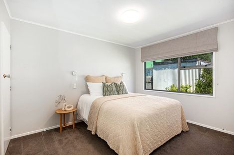 Photo of property in 176a Queens Drive, Lyall Bay, Wellington, 6022