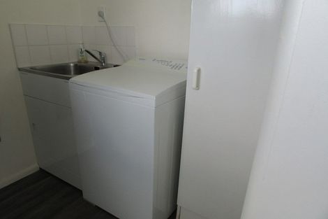 Photo of property in 39 Compton Street, Woolston, Christchurch, 8062