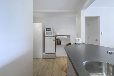 Photo of property in 43 Freyberg Street, Otumoetai, Tauranga, 3110