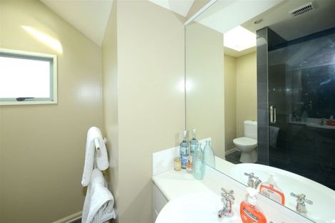 Photo of property in 95 Abberley Crescent, St Albans, Christchurch, 8014