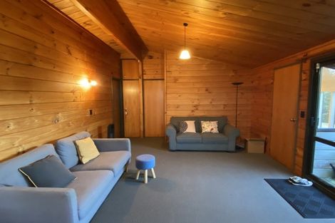 Photo of property in 6 Jacaranda Grove, Maungaraki, Lower Hutt, 5010