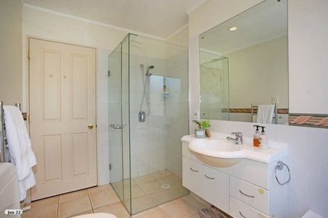 Photo of property in 35a Youngs Road, Papakura, 2110