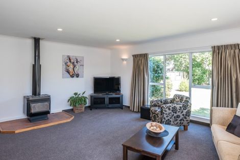 Photo of property in 115 Alexander Road, Raumati Beach, Paraparaumu, 5032