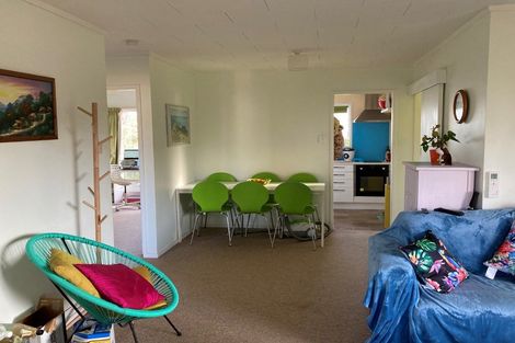 Photo of property in 2/36 Blacklock Avenue, Henderson, Auckland, 0612