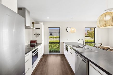 Photo of property in 14 Mount Burke Street, Wanaka, 9305